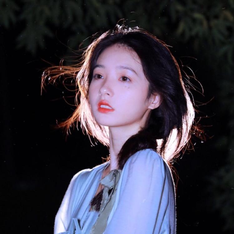 四乃森苍紫（身份：御庭番众前任首领、“天才忍者”） - 正在播放长尾关键词挖掘7 - 小程序看电影